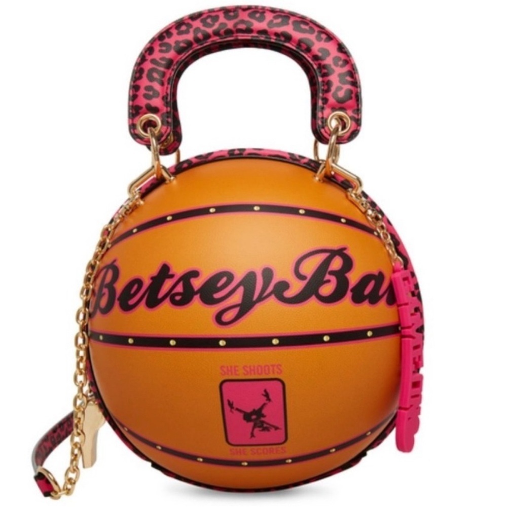 NWT BETSEY JOHNSON Kitsch leopard
basketball Betsey-Ball Top Handler/crossbody